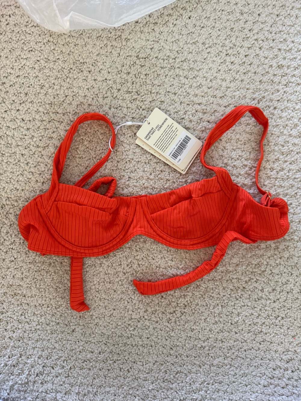 NWT Monday Swimwear Sorrento Top
